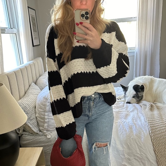 Sweaters - Striped oversized sweater